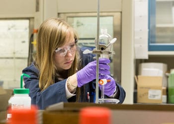 student doing research in the chemistry lab